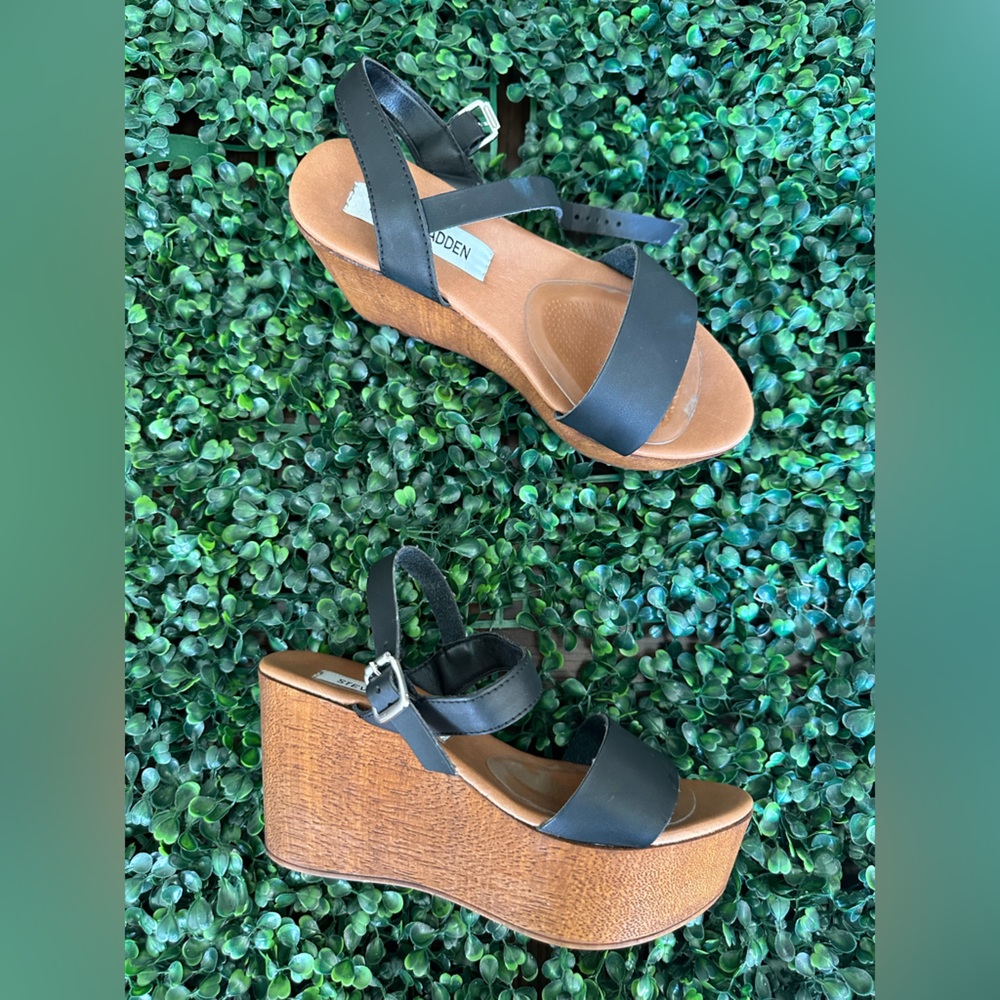 Steve Madden wedges